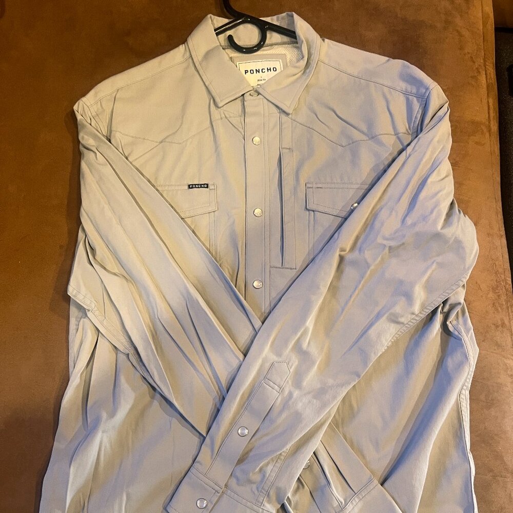 Light Gray Poncho Pearl Snap